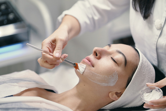 What Are the Real Chemical Peel Benefits for Your Skin?