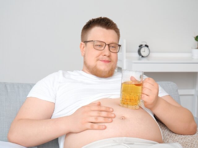 How Alcohol Affects Your Weight Loss Progress